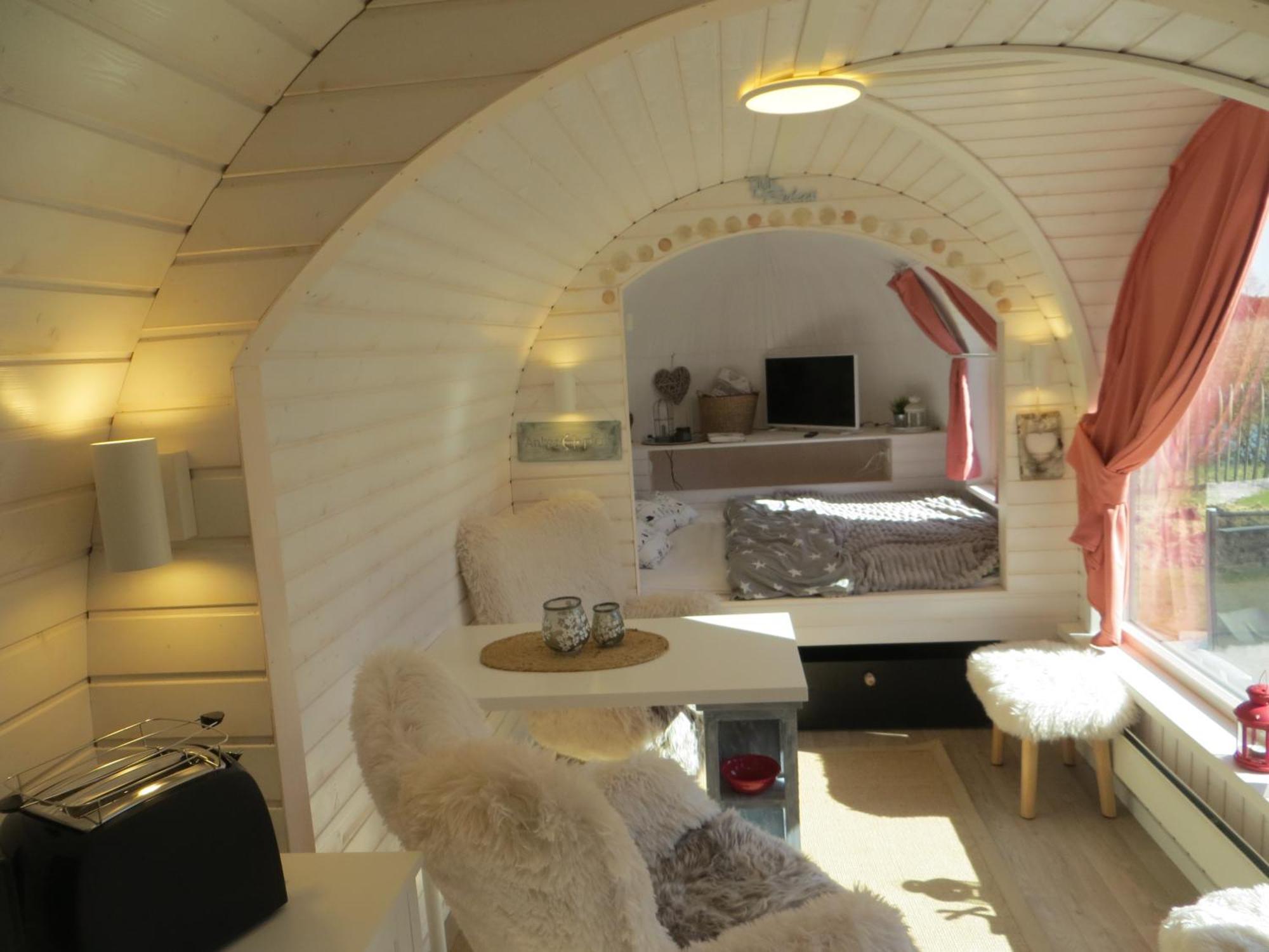Bettis - Uebernachten Im Iglu-Tinyhaus Tostedt  Extérieur photo